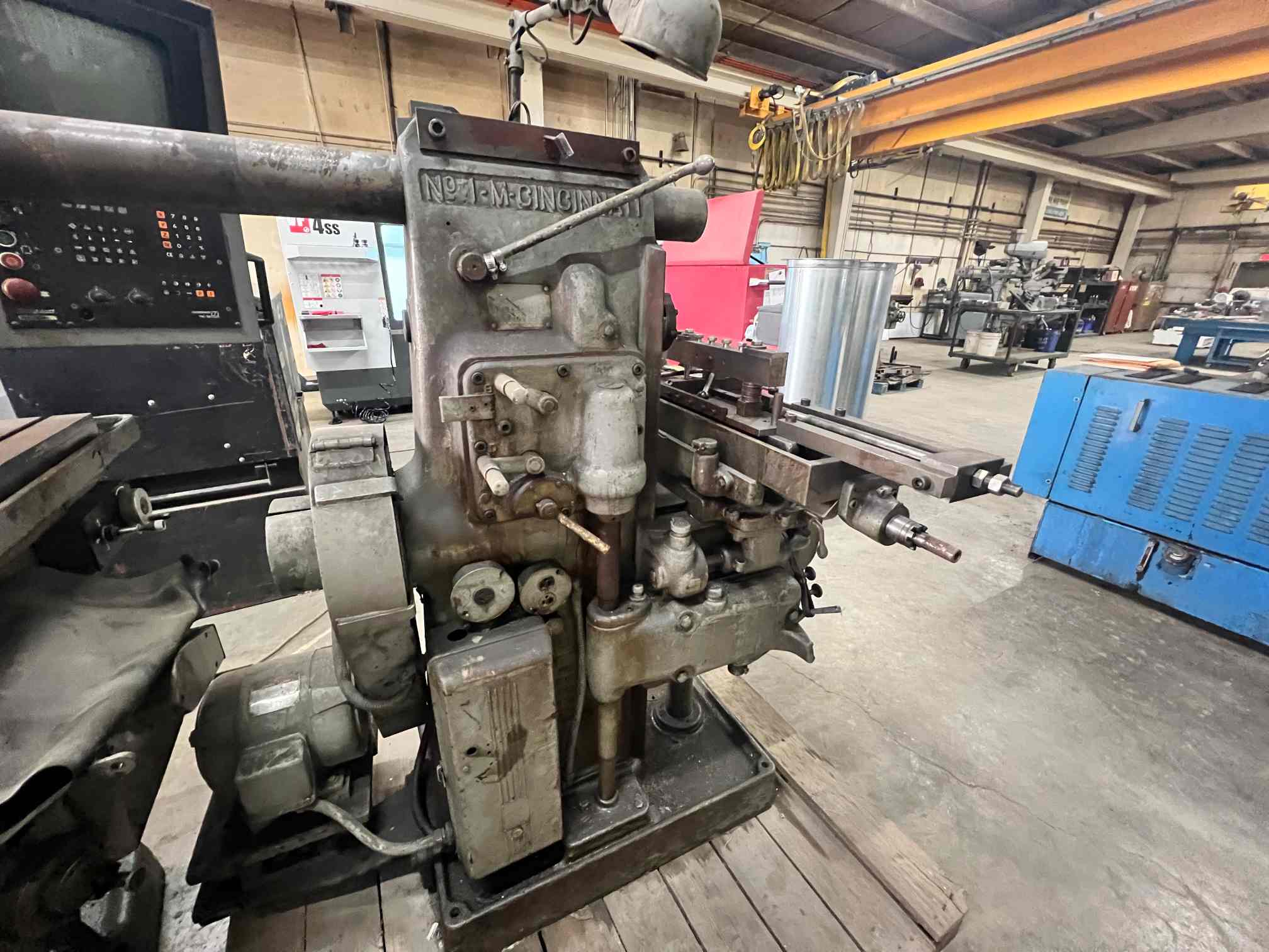 Cincinnati Horizontal Knee Mill