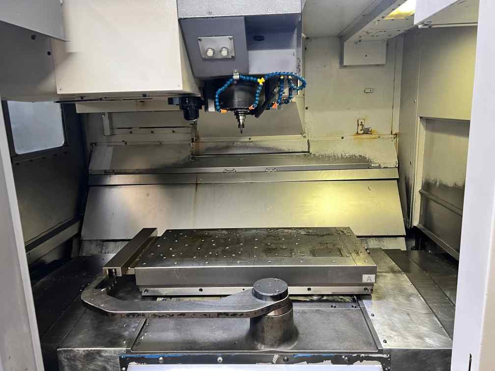 Mori Seiki SV-500/40 CNC VMC