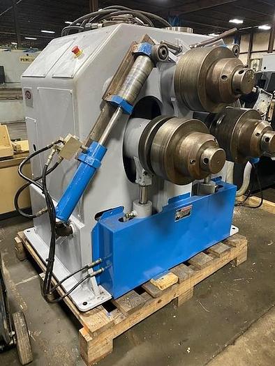4" x 4" x 1/2" WDM AR-41 Angle Roll