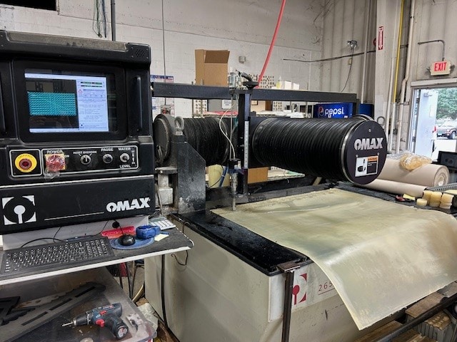 Omax 2652 waterjet