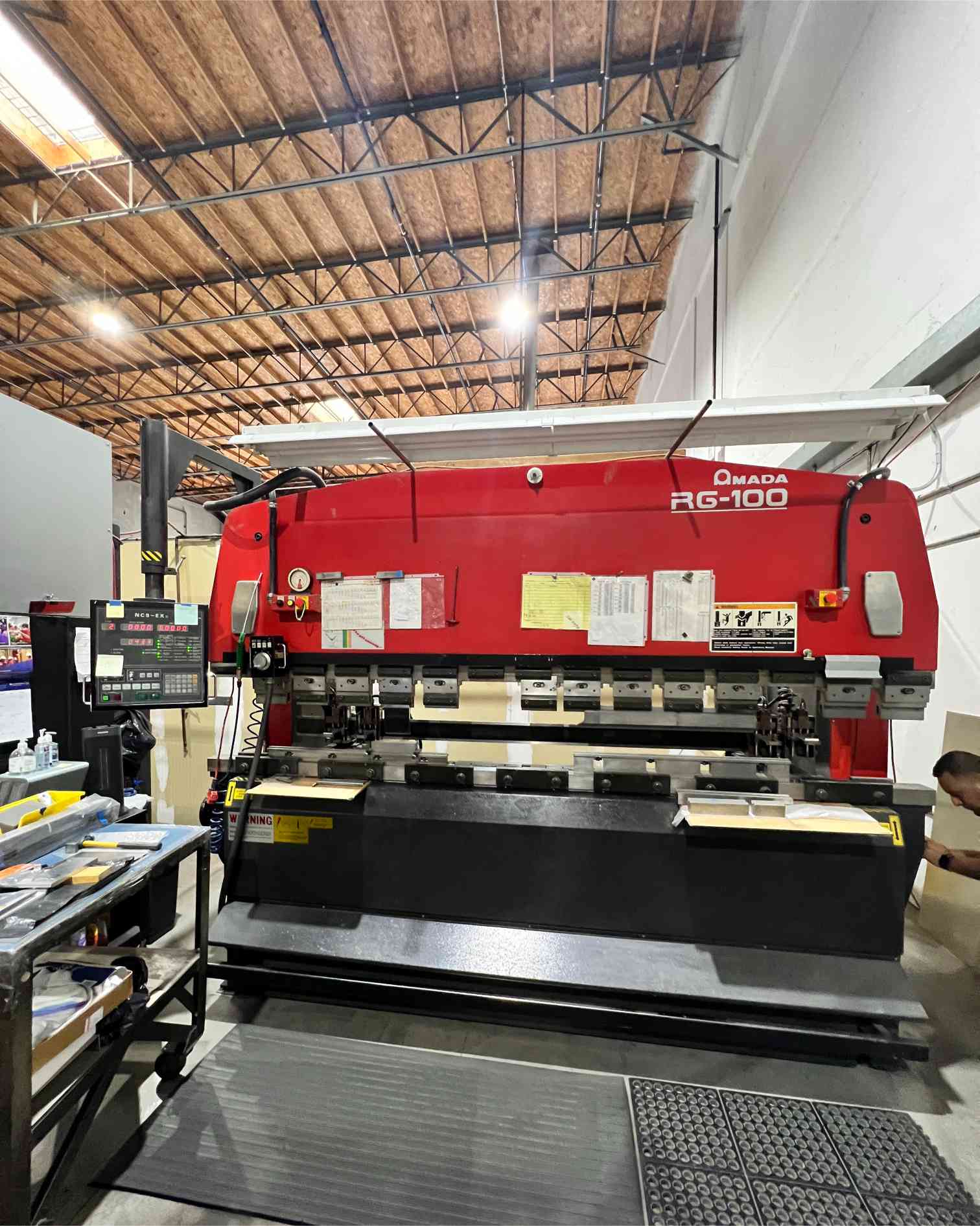110 Ton x 10' Amada RG100 CNC Press Brake