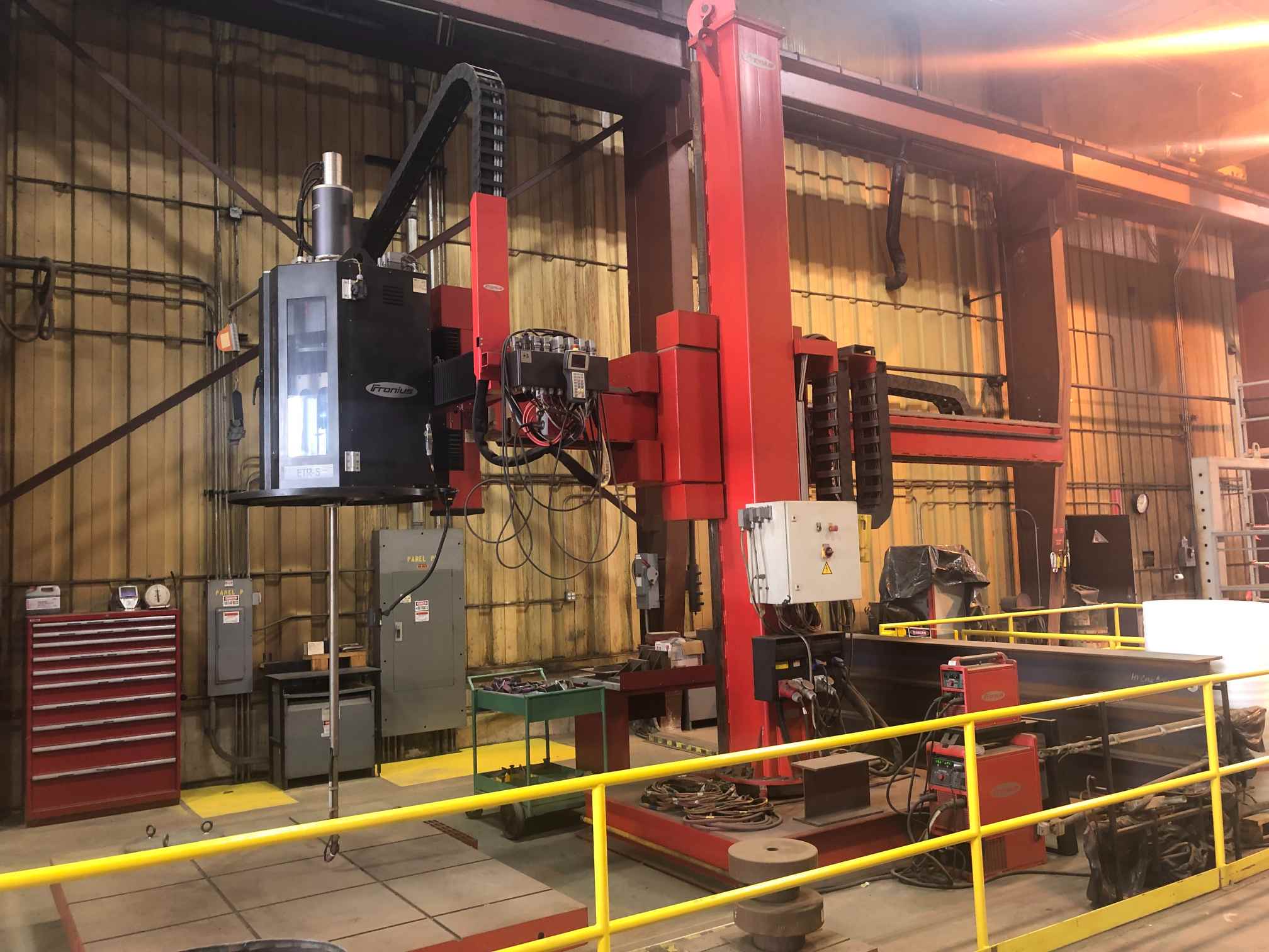 Fronius ETR Cladding System w/ FCB 2600-4000 Column/Boom ML700 and FPA 9000 Control