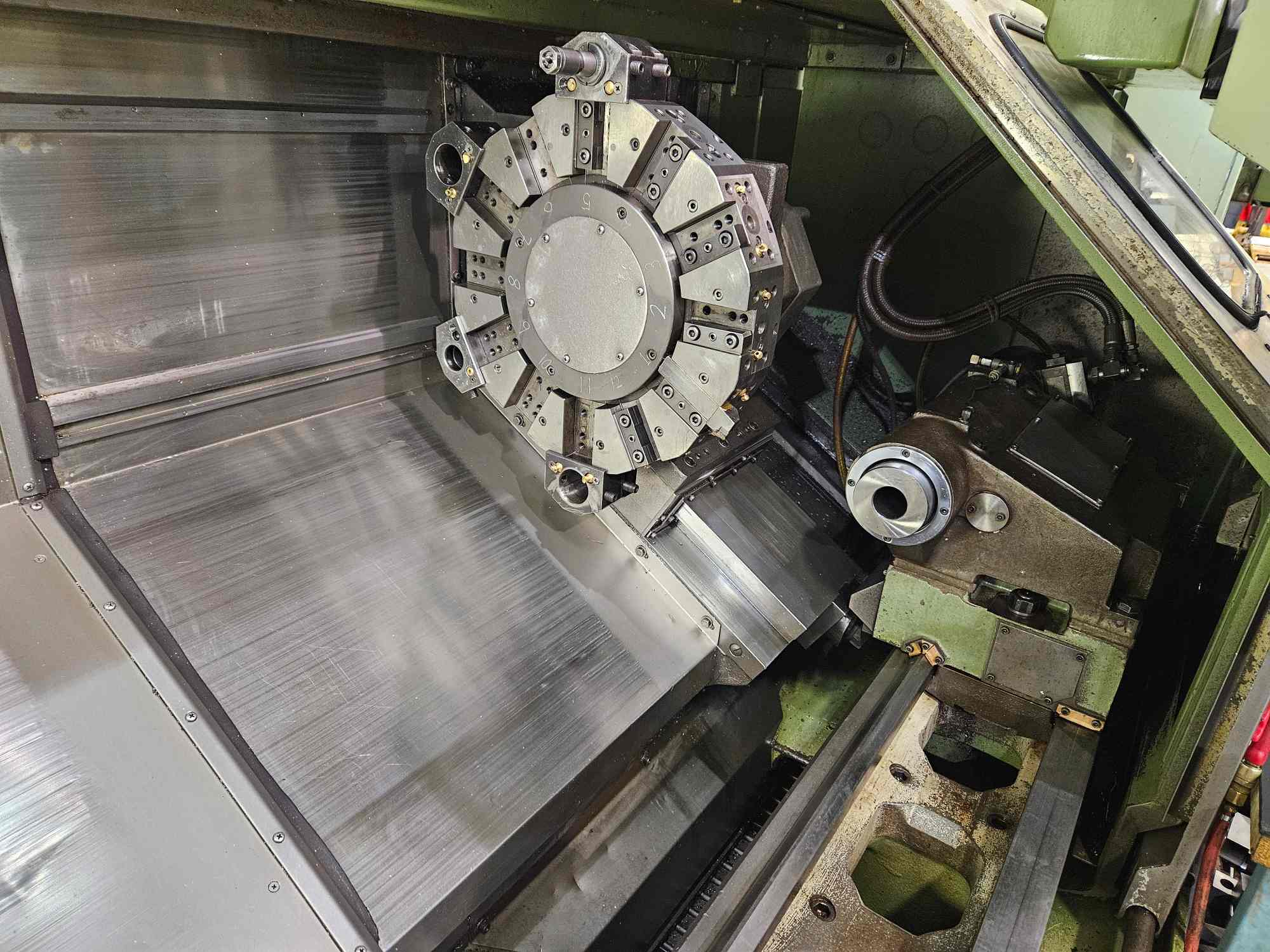 Okuma LB25 BB CNC Lathe