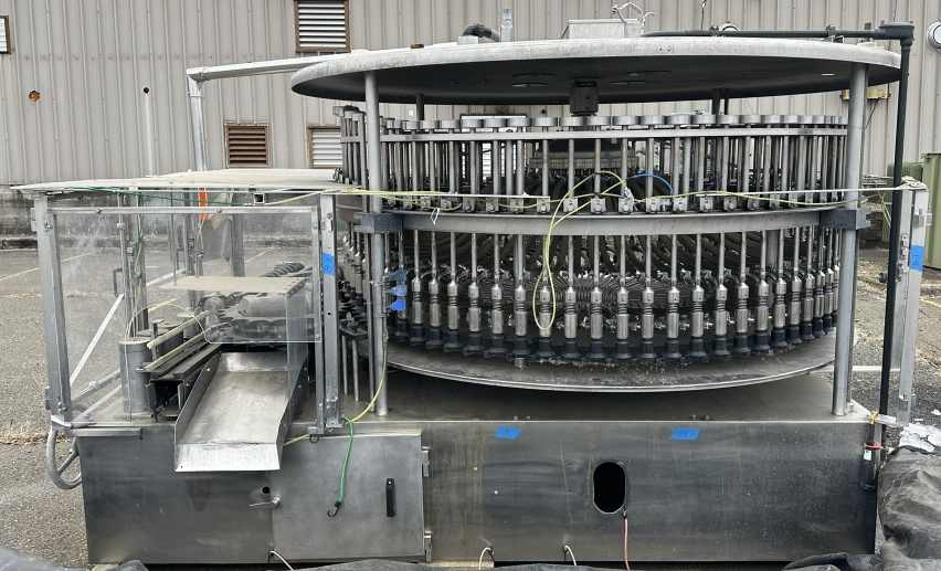 80 Head U.S. Bottlers Machinery Co. Gravity Liquid Filler Monoblock PGF-80