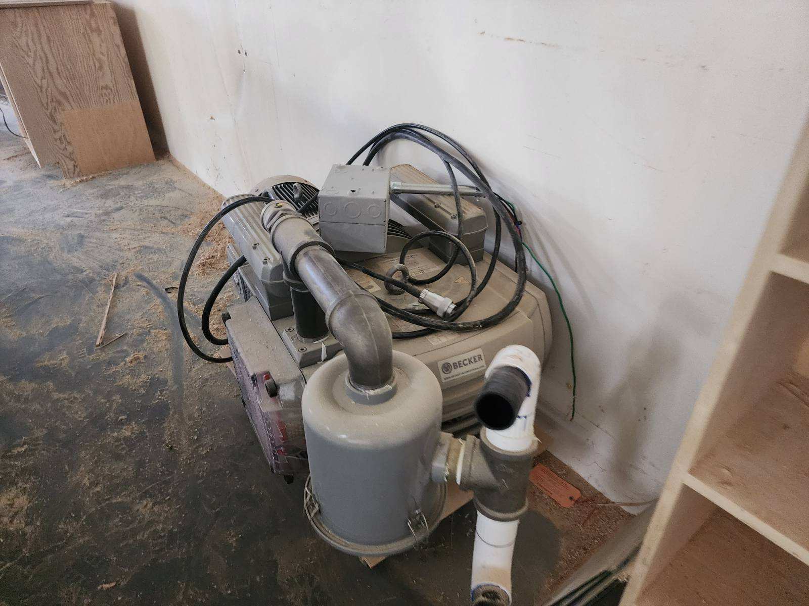 Techno Titan Series 60120 CNC Router with Becker Vacuum Pump
