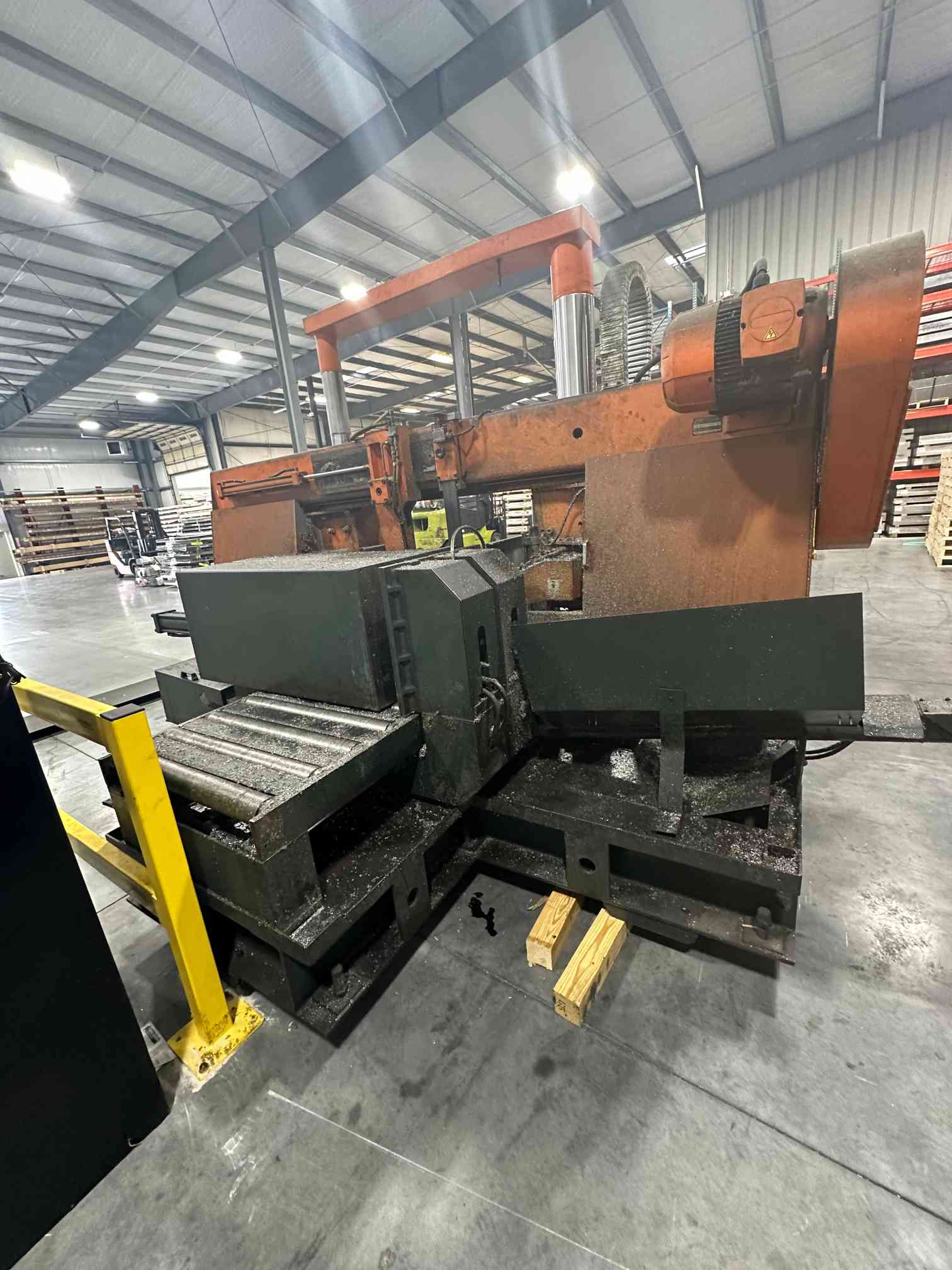 22" x 30" Cosen C-7656RNC Horizontal Dual Column Band Saw