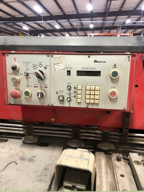 1/4" x 8' Amada M-2560 Mechanical Shear