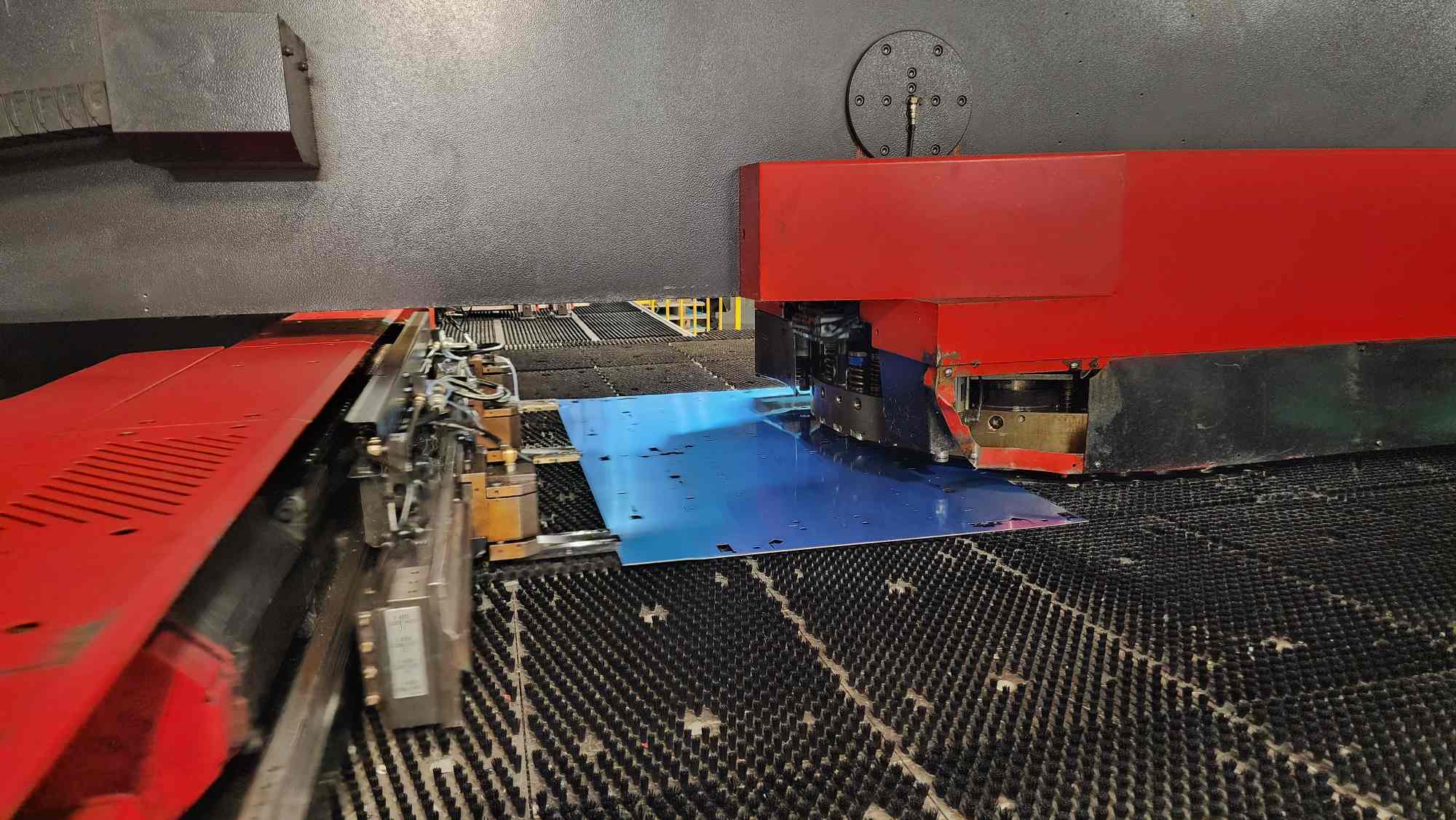 33 Ton Amada Vipros 358 King II CNC Turret Punch