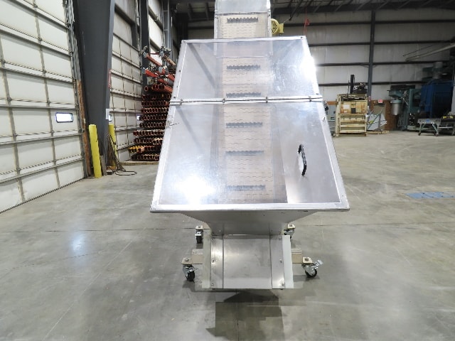 Kartridg Pak 18"x 11' Cleated Incline Conveyor Elevator Feed Hopper 72FPM