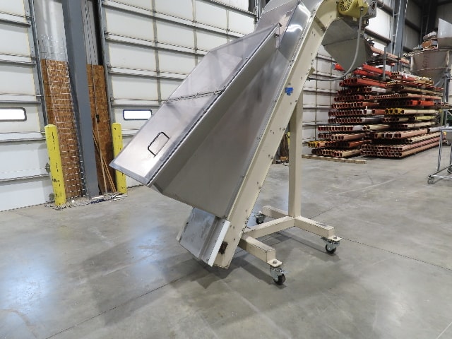 Kartridg Pak 18"x 11' Cleated Incline Conveyor Elevator Feed Hopper 72FPM