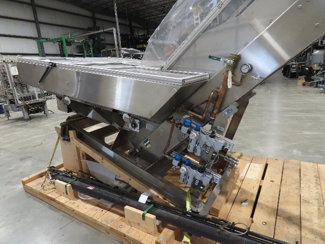 Shibuya Hoppmann Stainless Bottle Valve Feed Hopper Elevator Conveyor .5Hp 460V