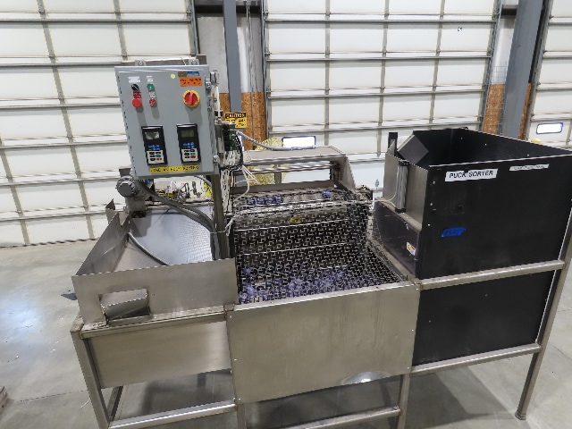 Aerosol Can Bottle Puck Sorter and Inserter for Bottle Filling Capper Line