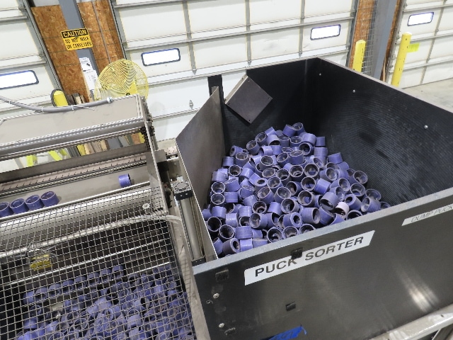 Aerosol Can Bottle Puck Sorter and Inserter for Bottle Filling Capper Line