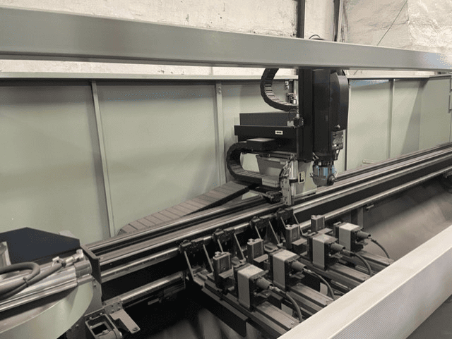 Emmegi Phantomatic T3A Aluminum Profile Machining Center