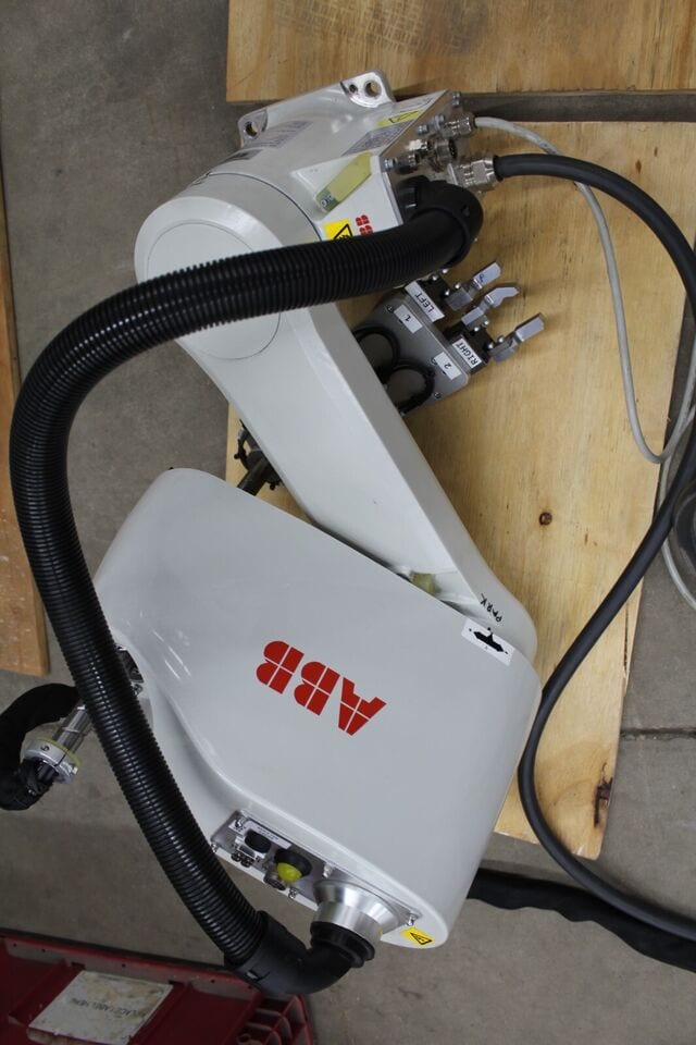 ABB Robot IRB910SC-3/0.65 W/ IRC5 Controller and Teach Pendant