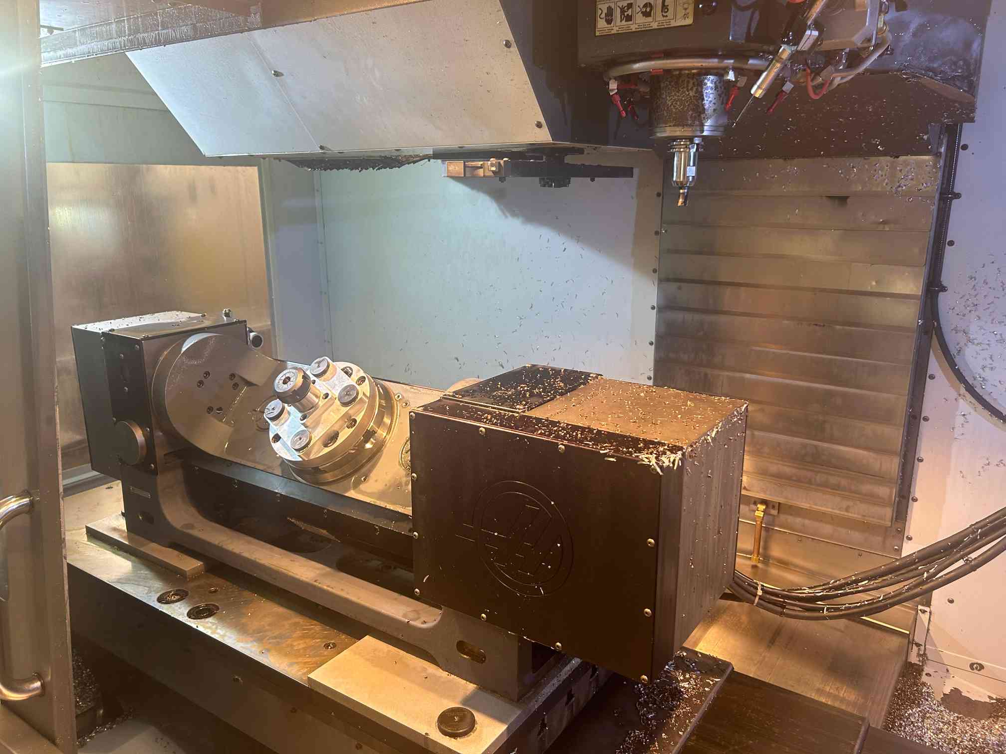 Haas VF-5SS CNC VMC