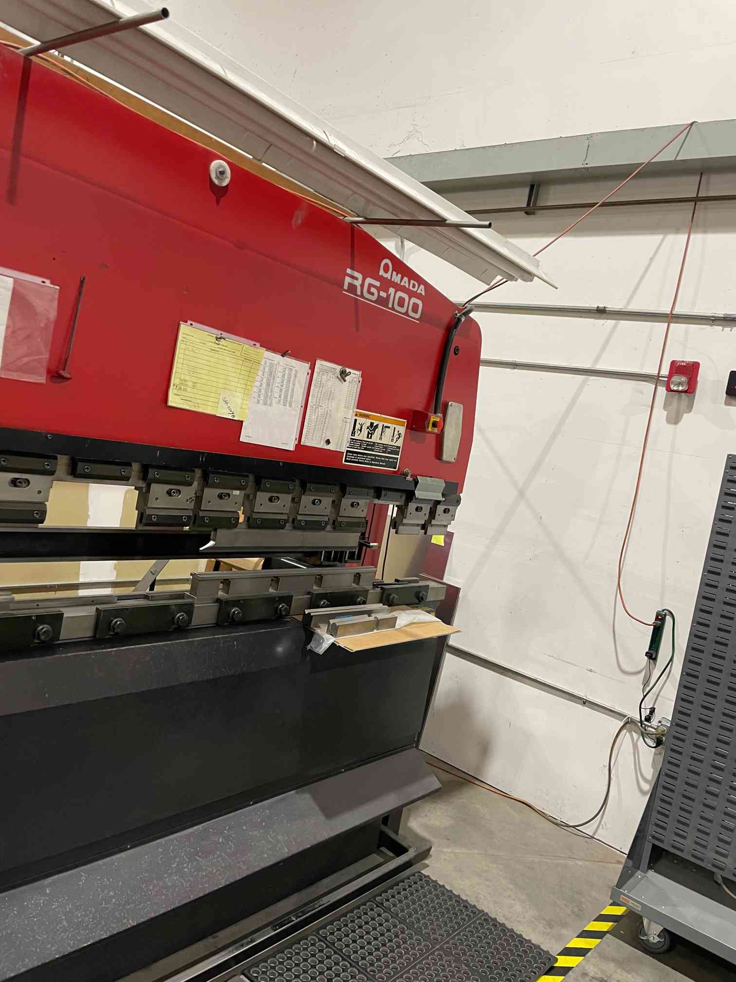 110 Ton x 10' Amada RG100 CNC Press Brake