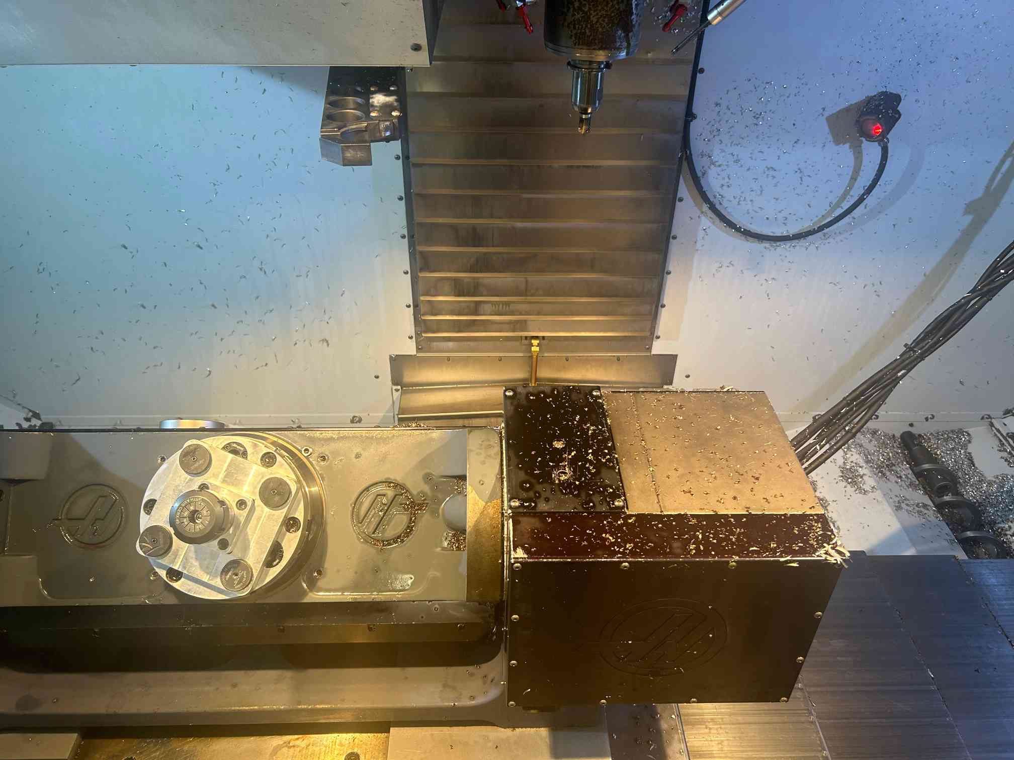 Haas VF-5SS CNC VMC