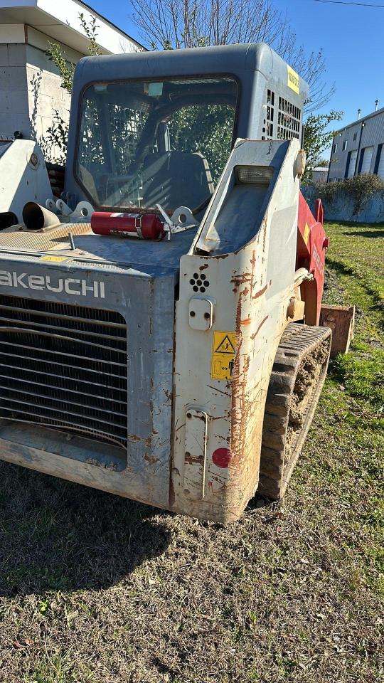 Takeuchi TL8W Skid Steer Loader