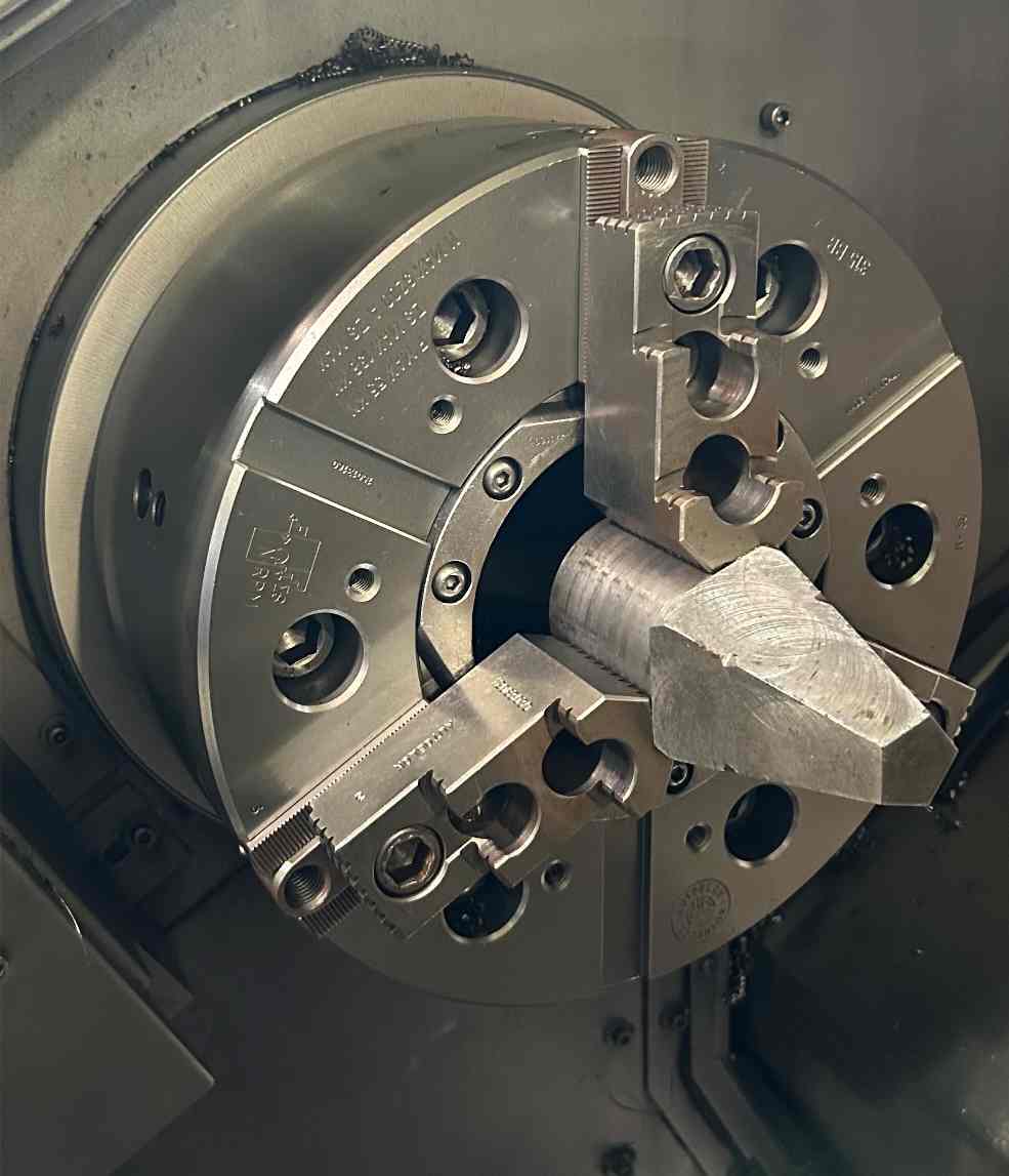 Okuma LB25 BB CNC Lathe