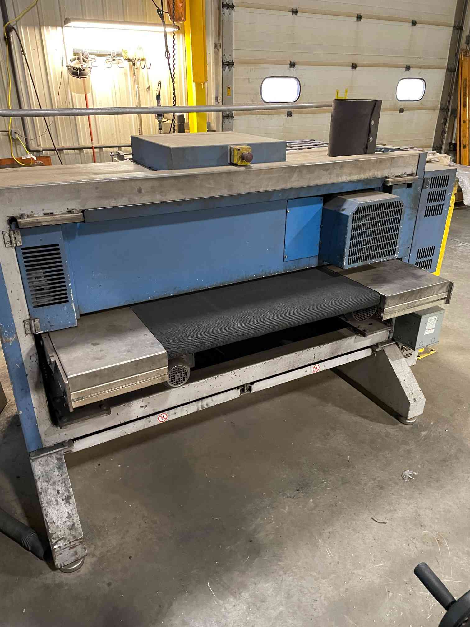 Lissmac SBM-1000 Deburring Machine