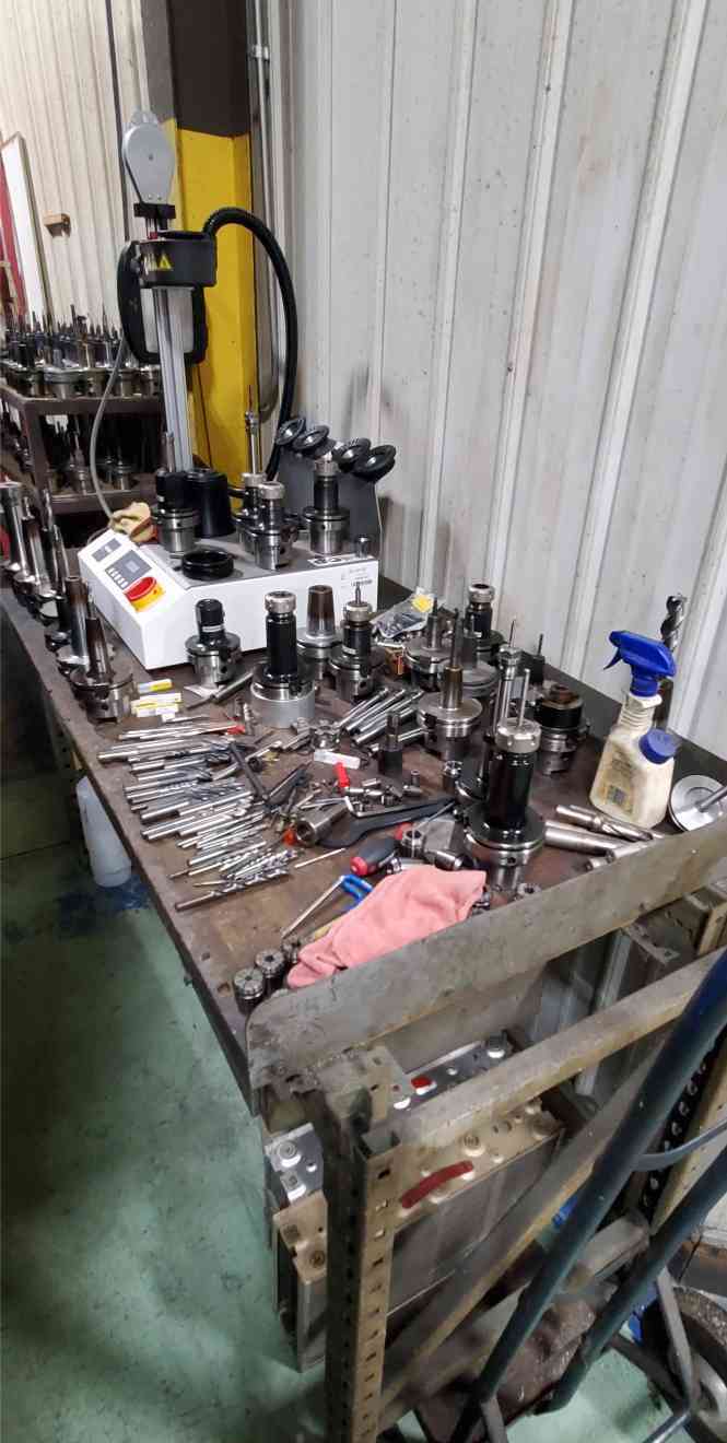 Mazak Variaxis 730 CNC VMC