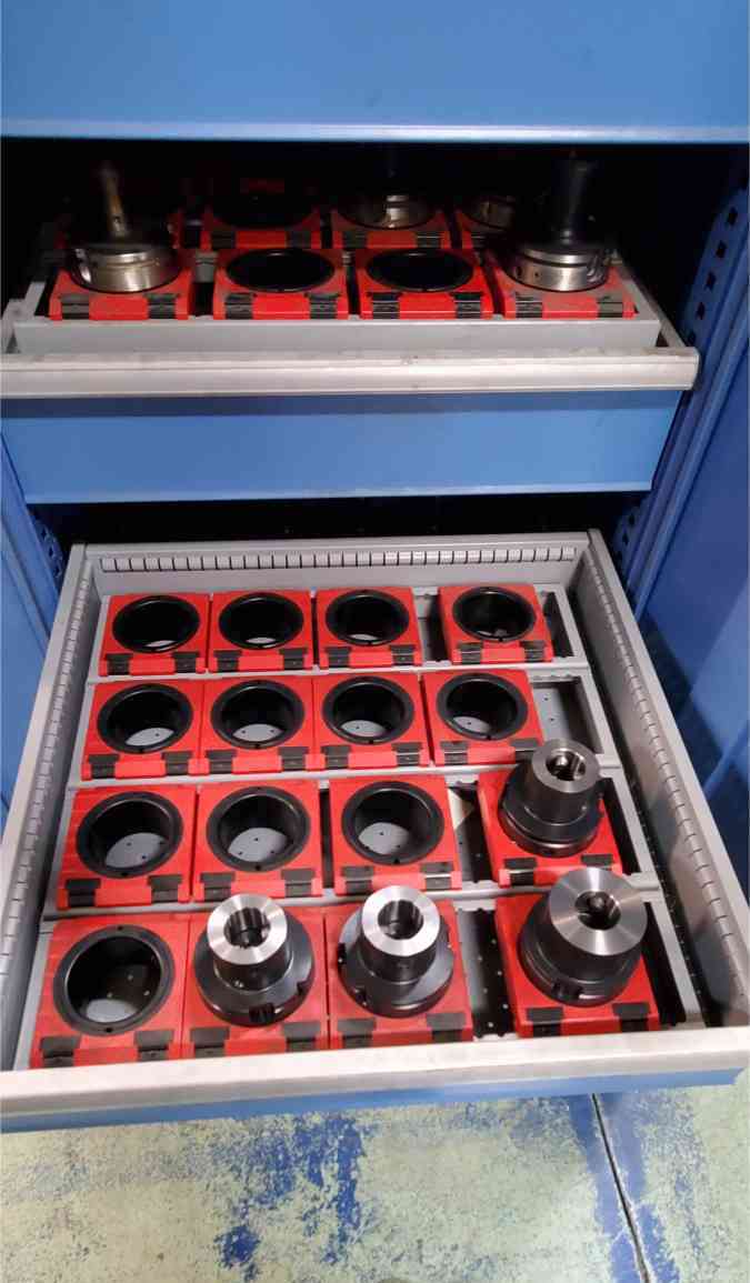 Mazak Variaxis 730 CNC VMC