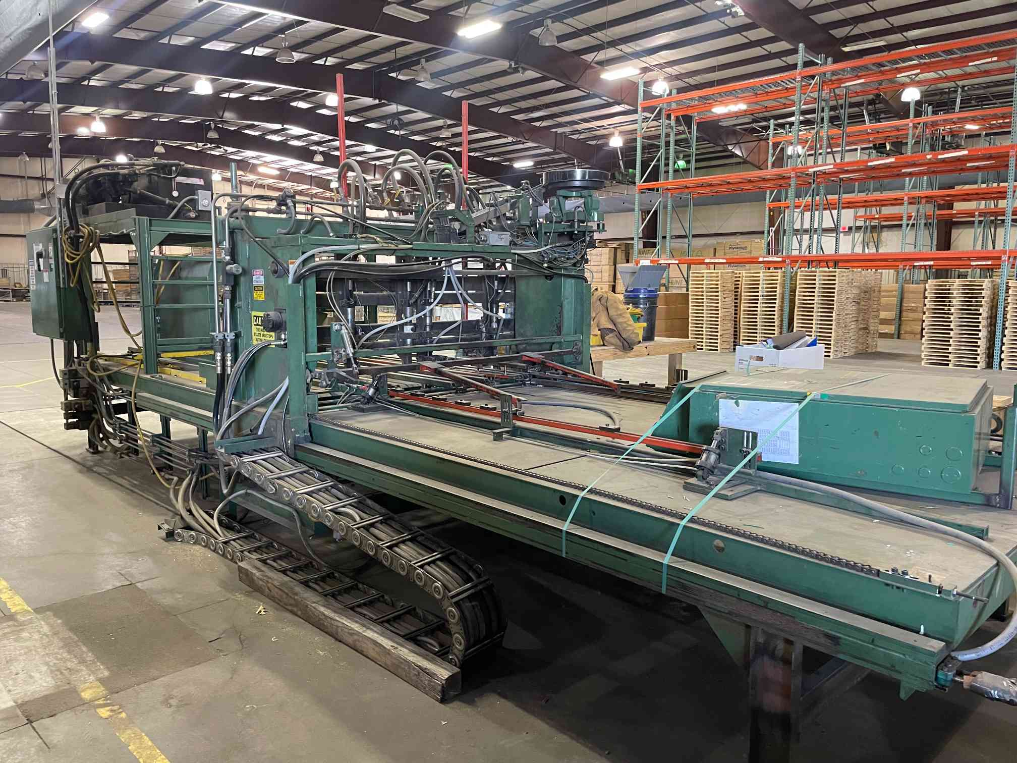 Viking Champion 304 Automatic Pallet Nailer and Stacker