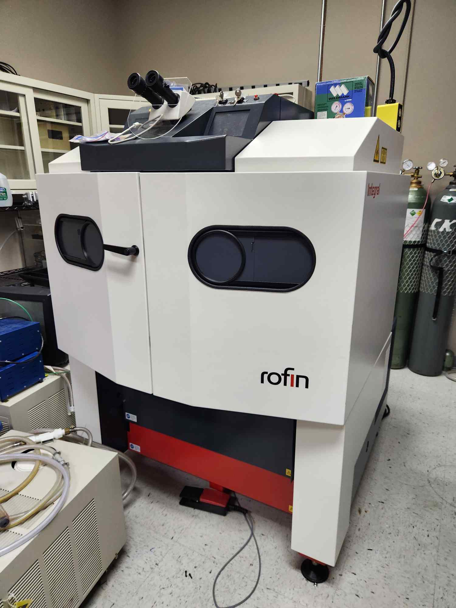 220 Watt Rofin Integral Laser Welder