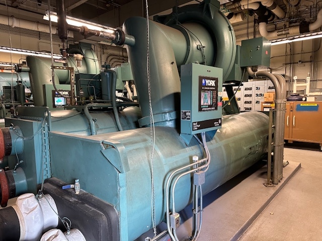 750 Ton York Millennium YTK9D6F2-CHW Centrifugal Liquid Chiller