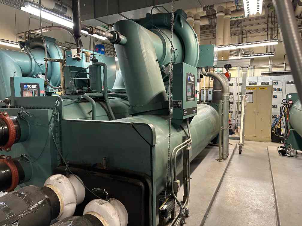 750 Ton York Millennium YTK9D6F2-CHW Centrifugal Liquid Chiller