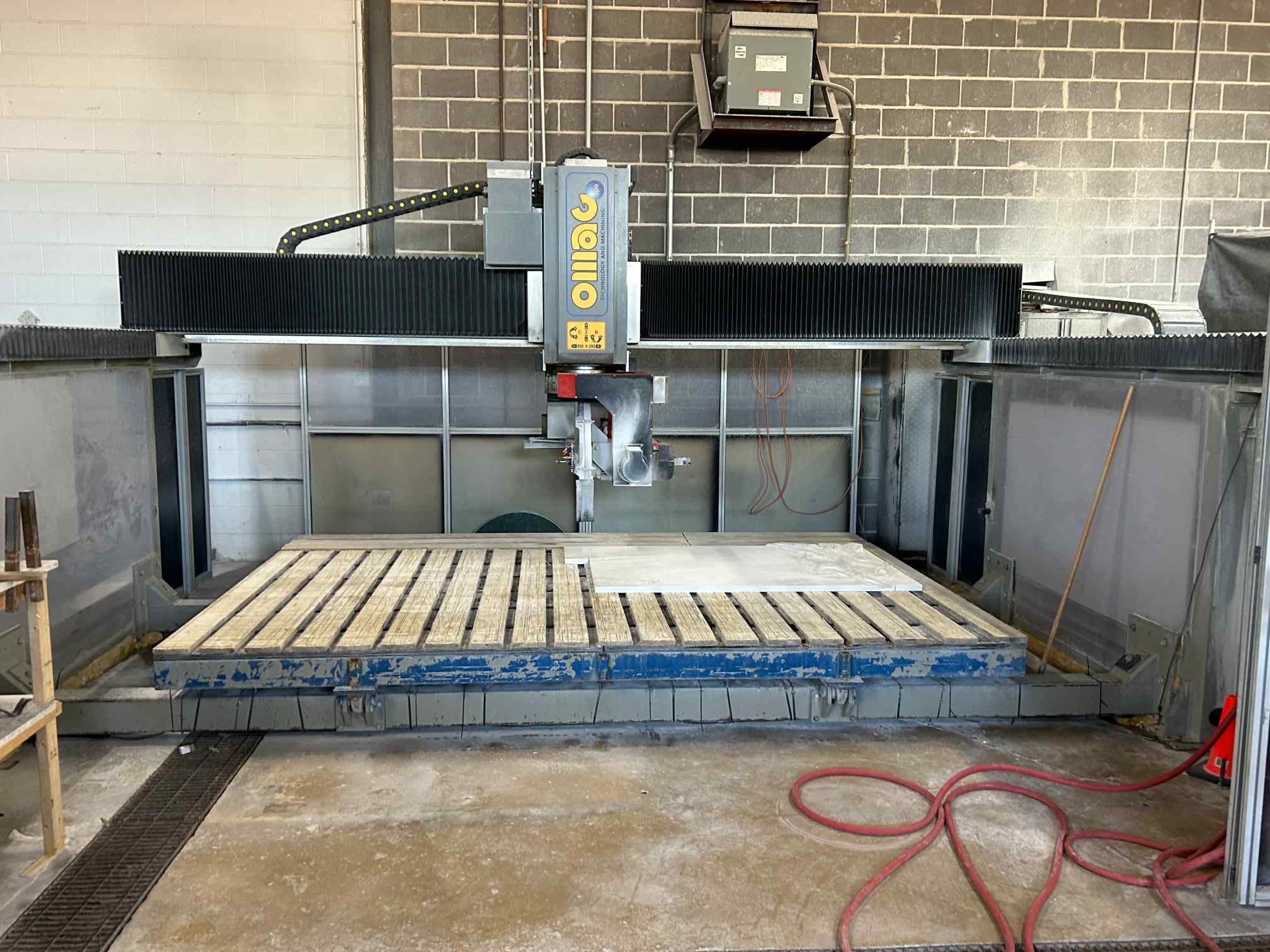 OMAG DIGITALE 5 CNC 5 Axis Bridge Saw