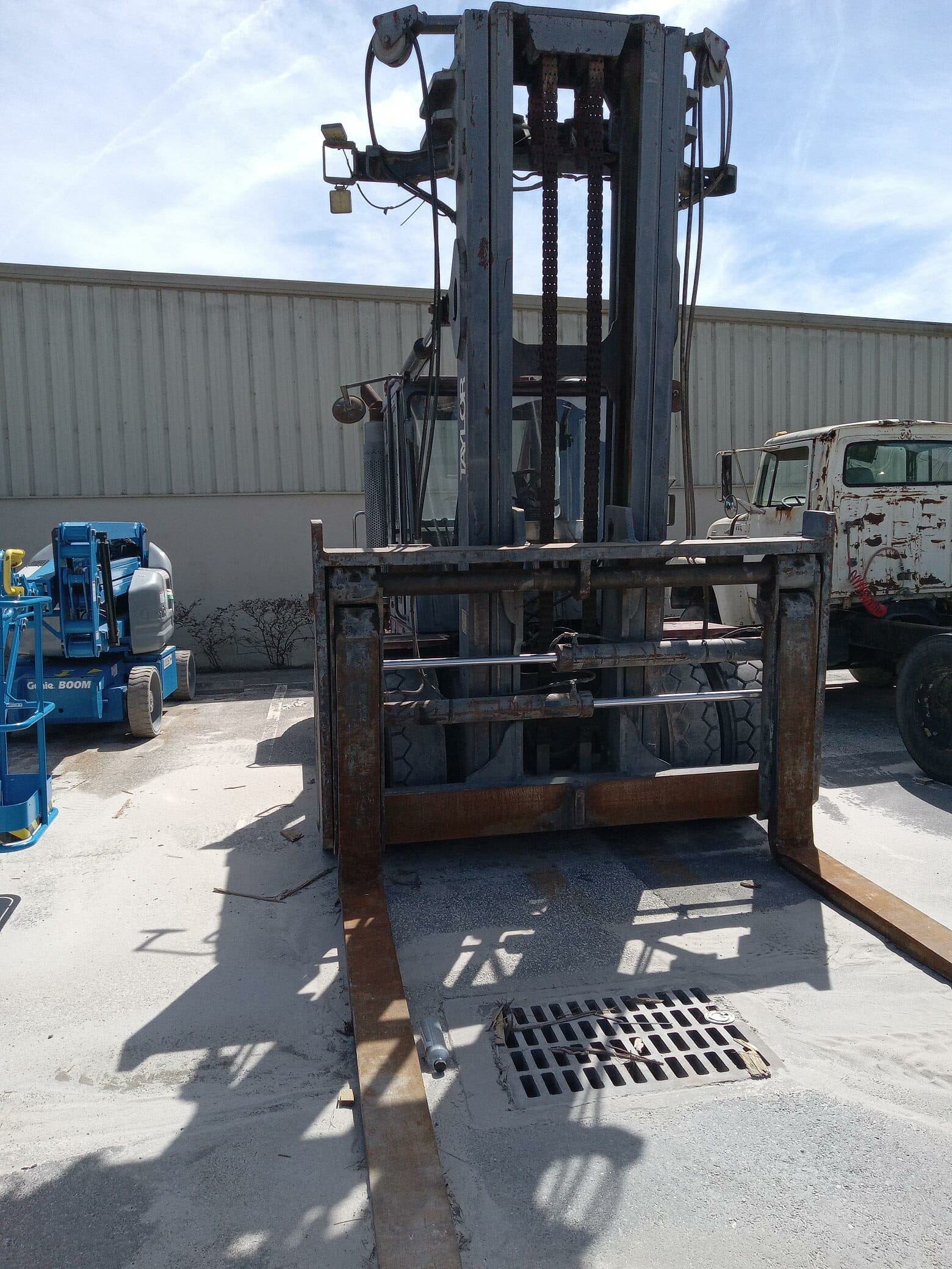 35,000 lb. Taylor TH350L Diesel Forklift