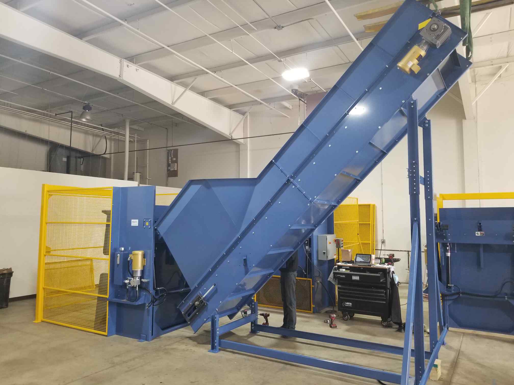 Pioneer Systems HD-72 Dumper with Conveyor #1