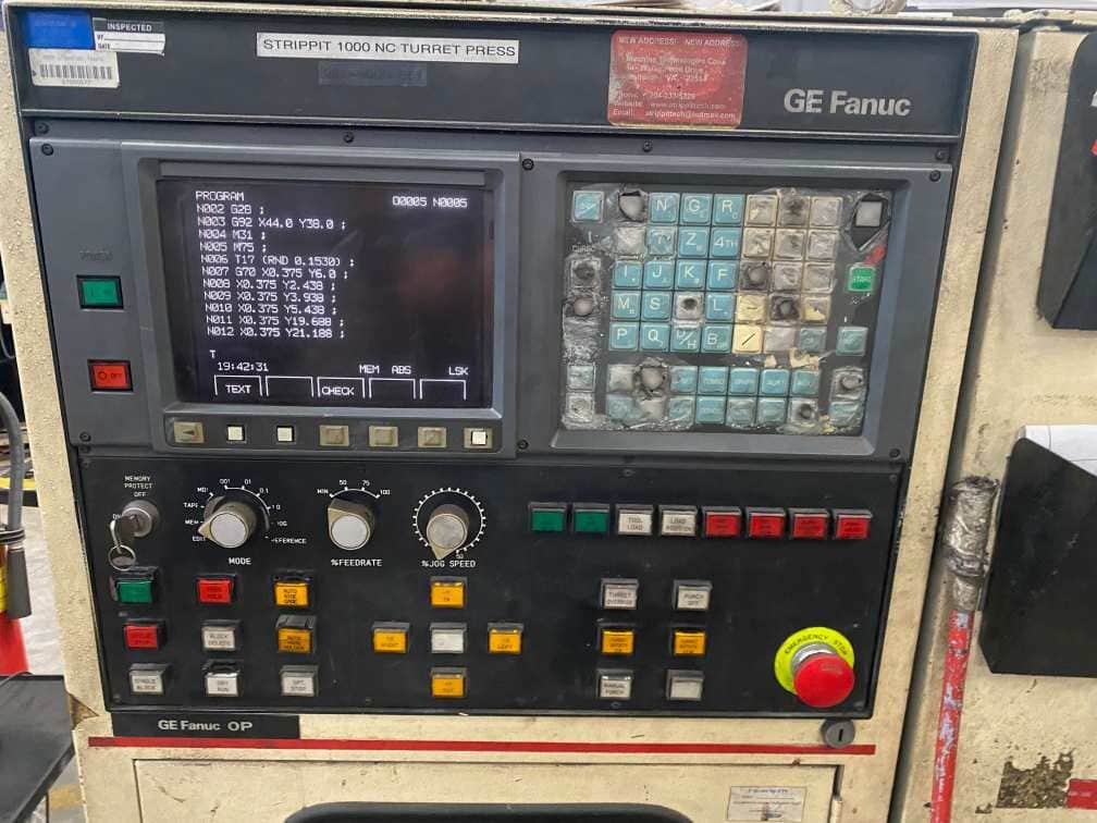 33 Ton Strippit Fabri-Center 1000S Turret Punch