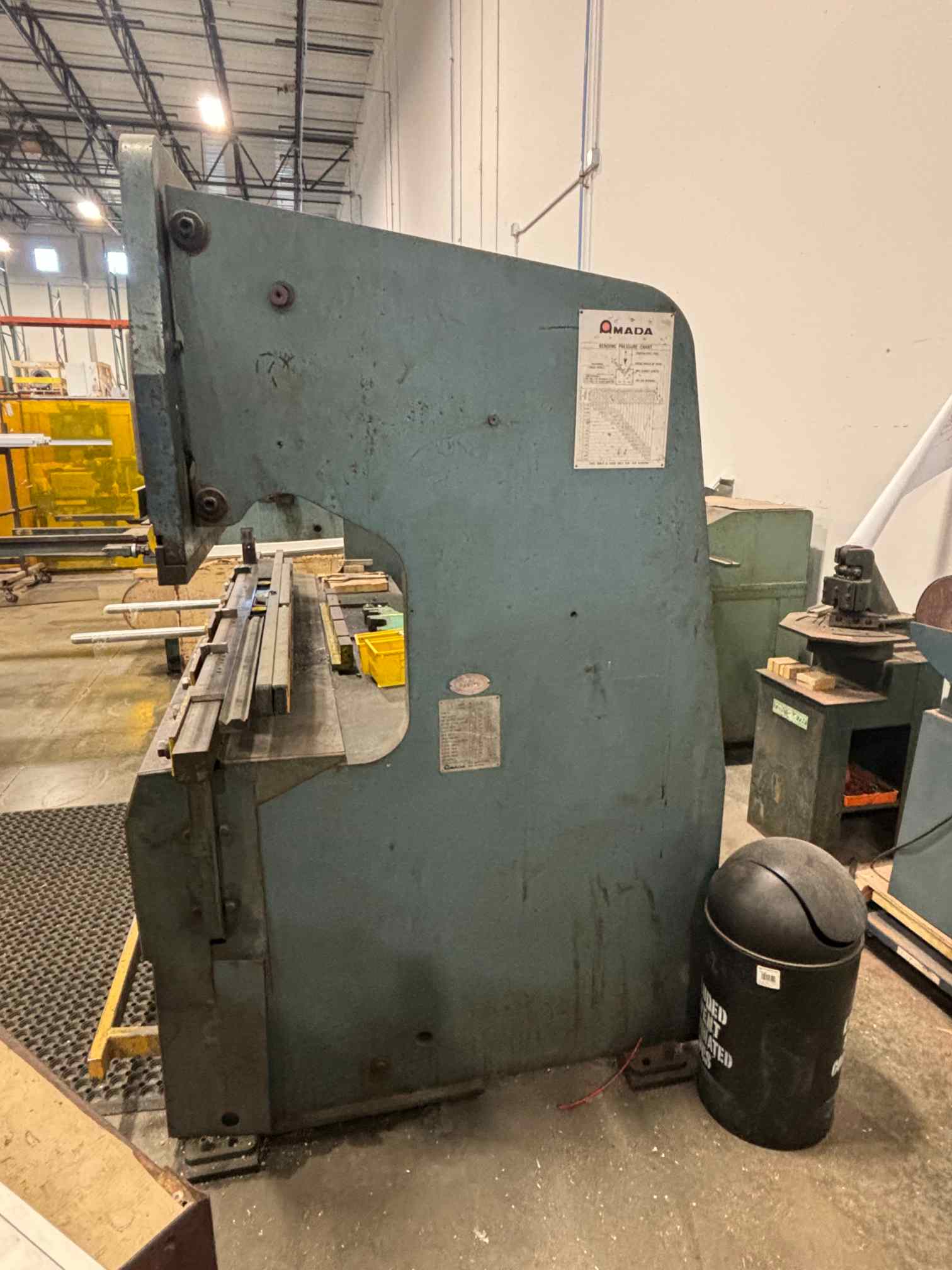88 Ton x 8' Amada RG 80 Press Brake