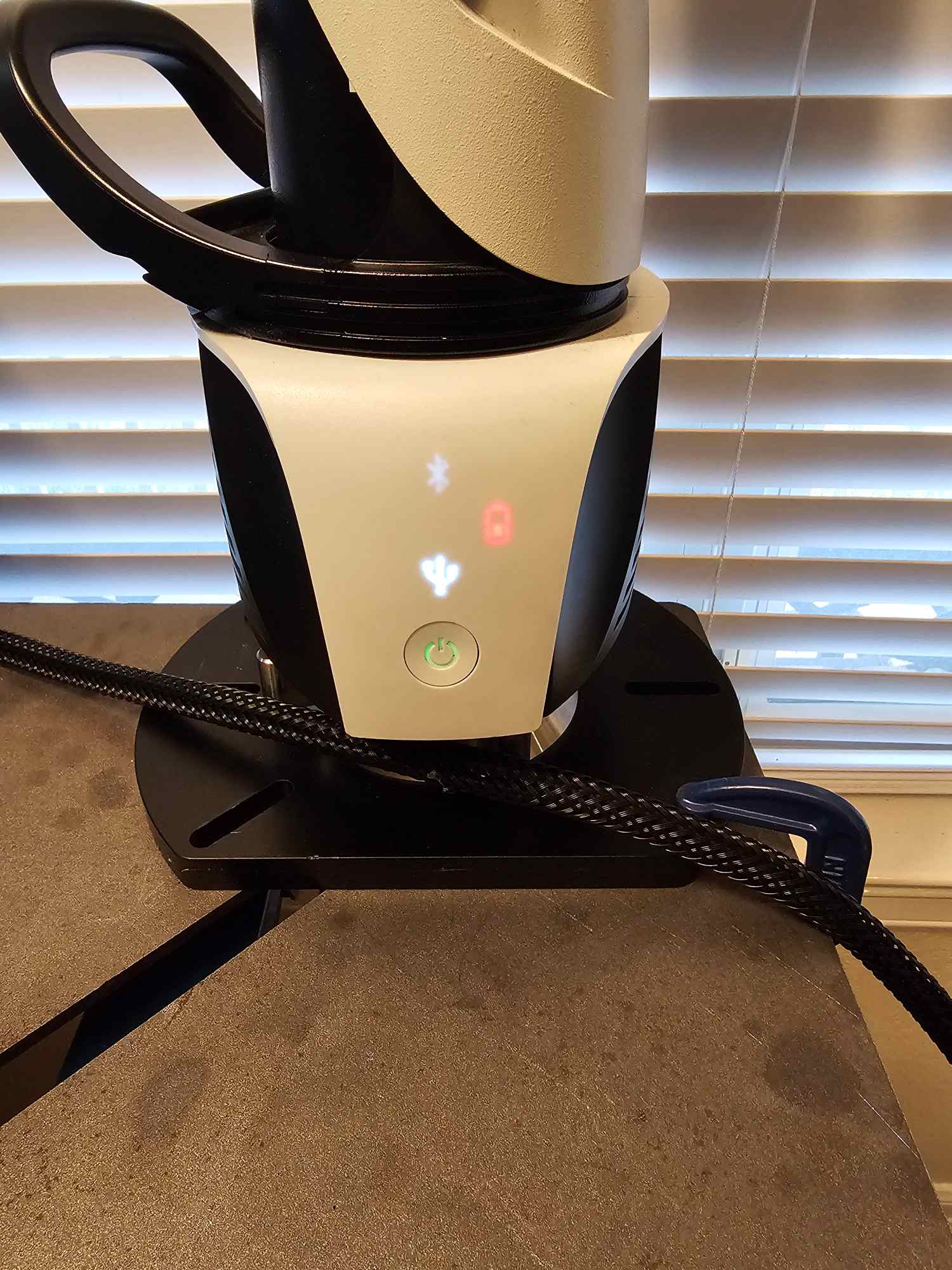 Hexagon Standard Accuracy 7 Axis 3.0M W/ ABSOLUTE SCAN Arm