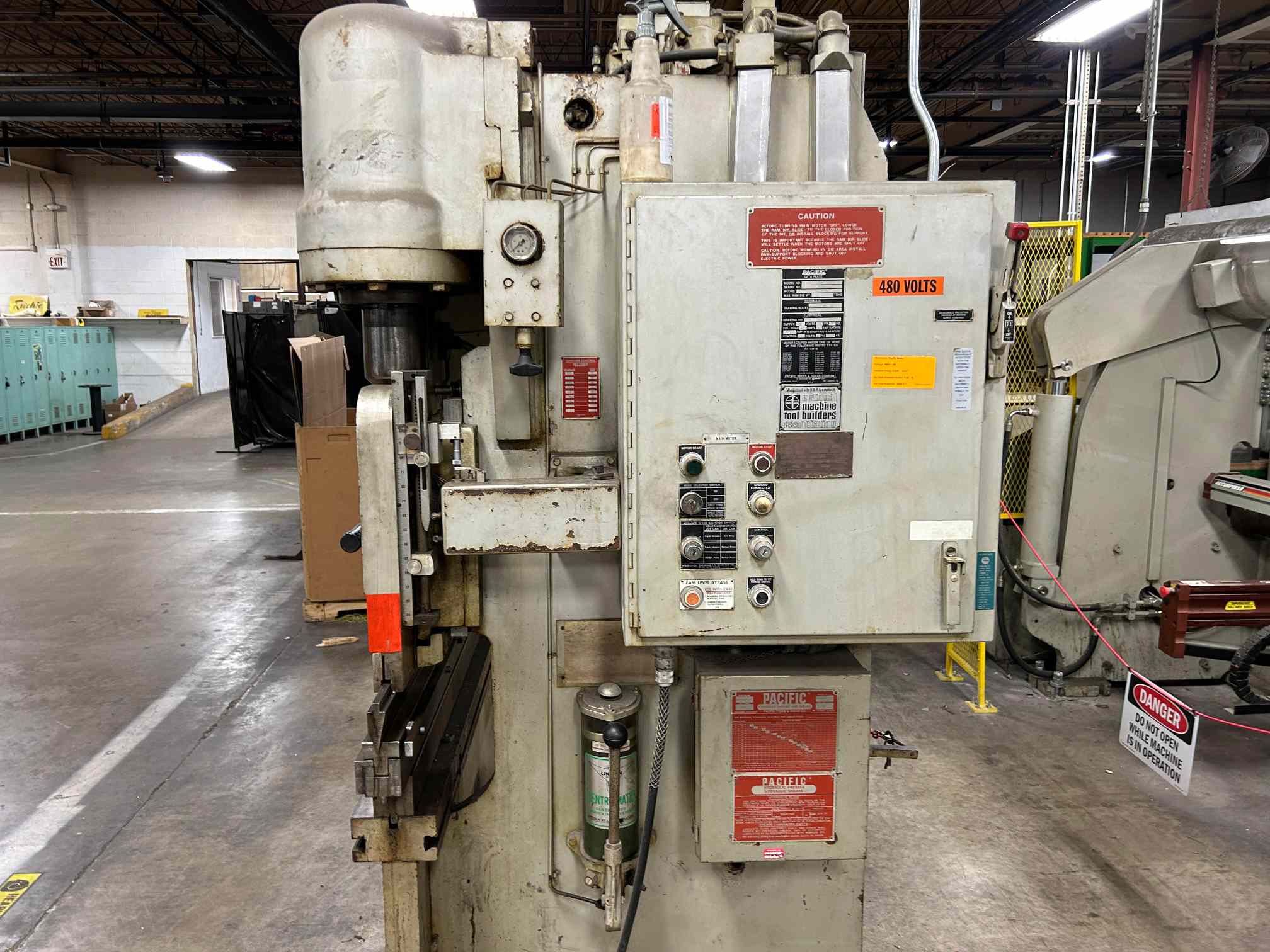 75 Ton x 8' Pacific J75-8 Press Brake