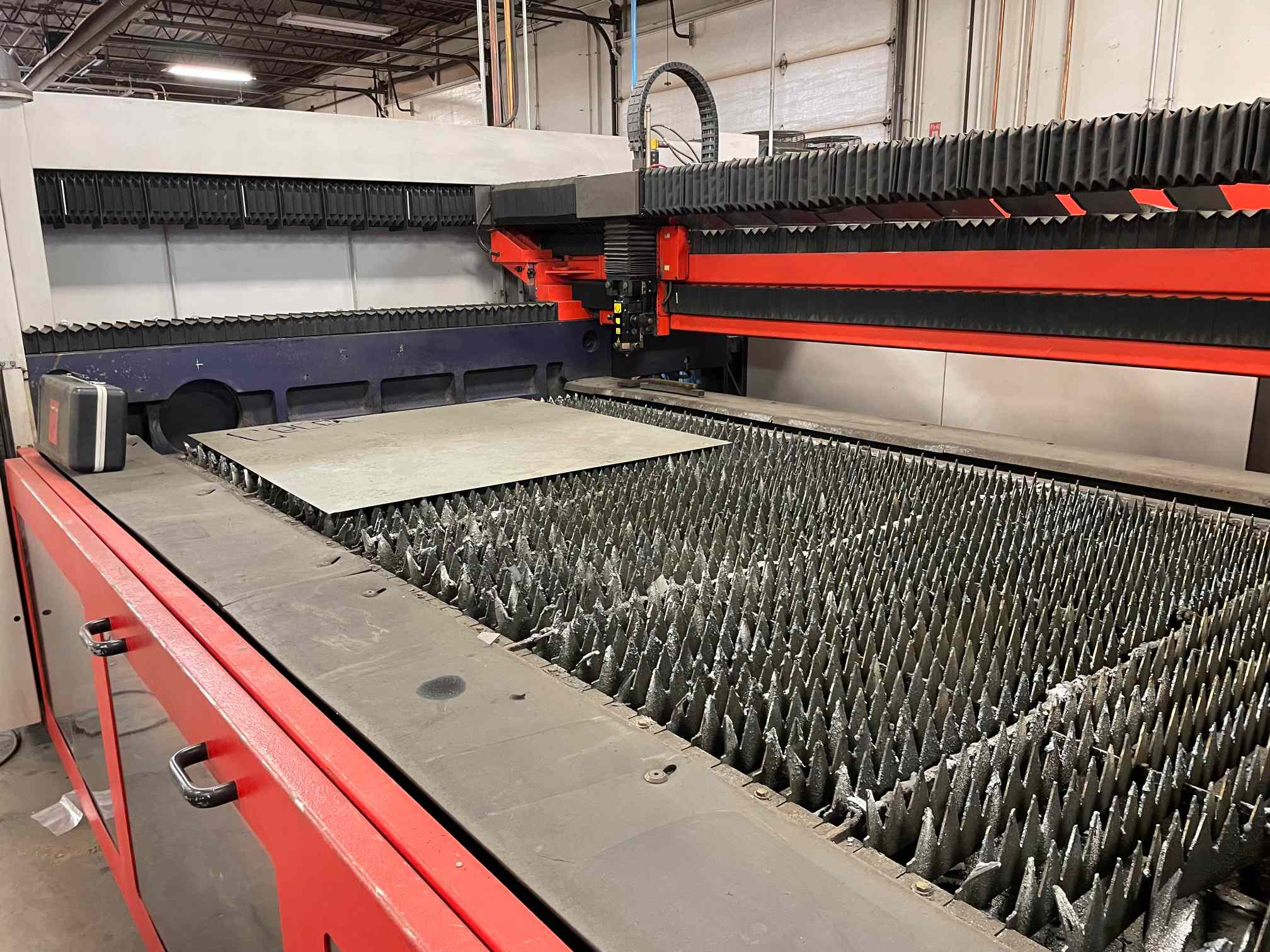 4000 Watt Bystronic Bystar II 3015 CO2 Laser - Bystronic Byloader 3015