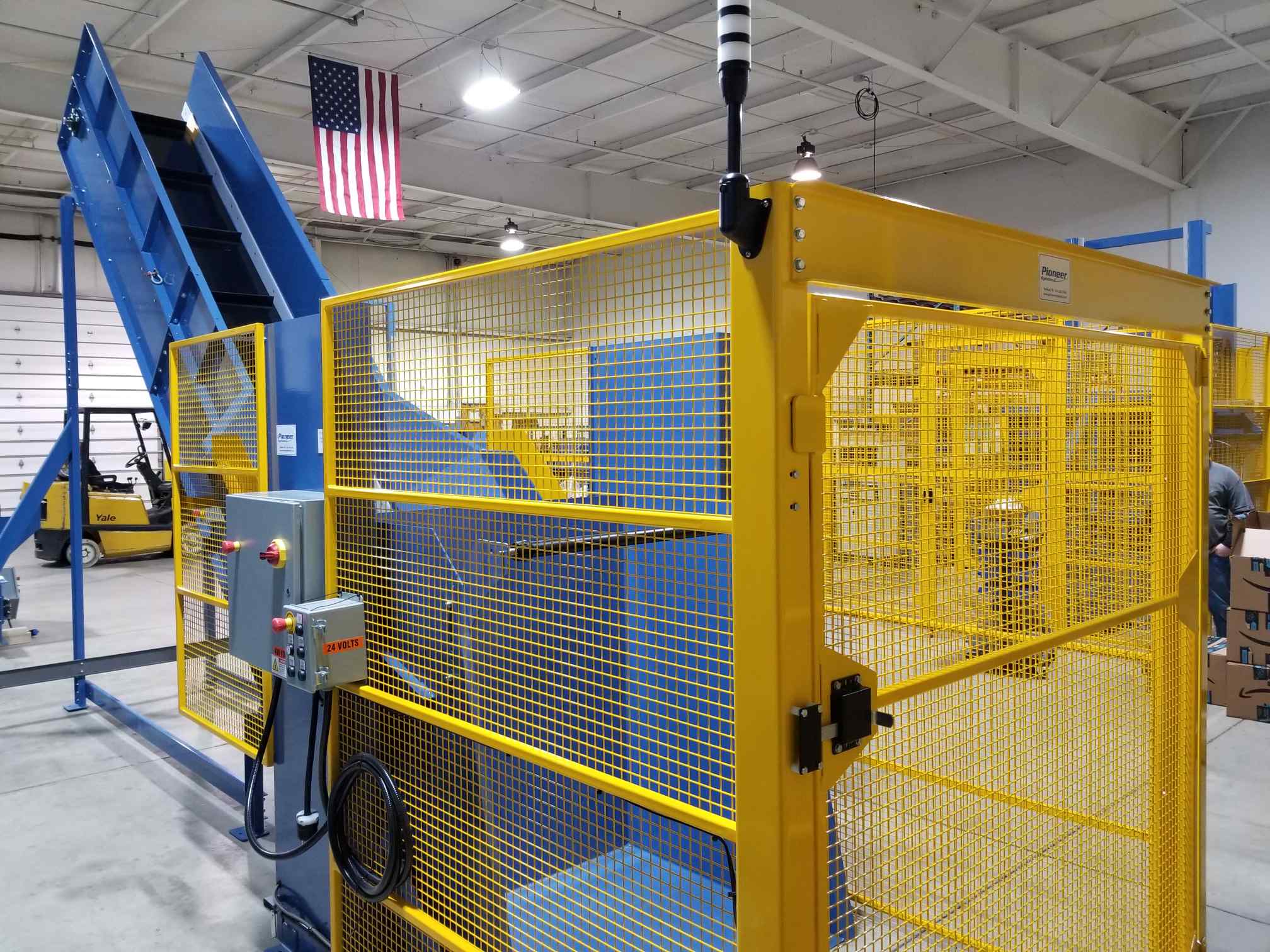Pioneer Systems HD-72 Dumper with Conveyor #1
