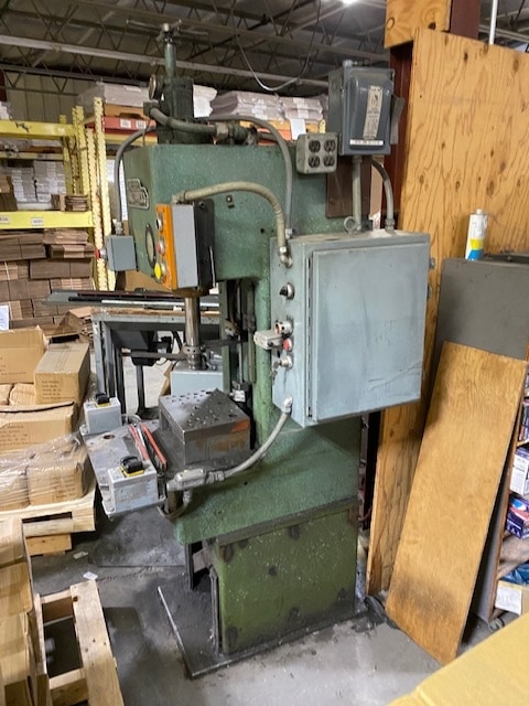 Dennison 10 Ton Hydraulic C Frame Press