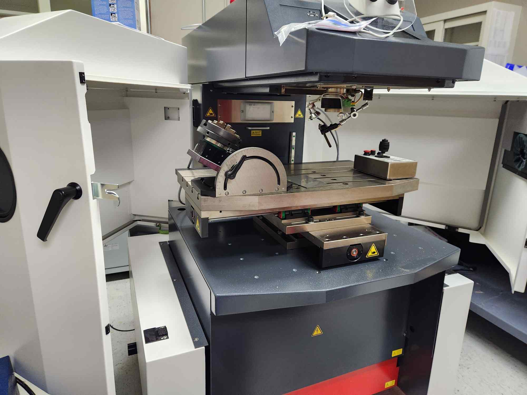 220 Watt Rofin Integral Laser Welder