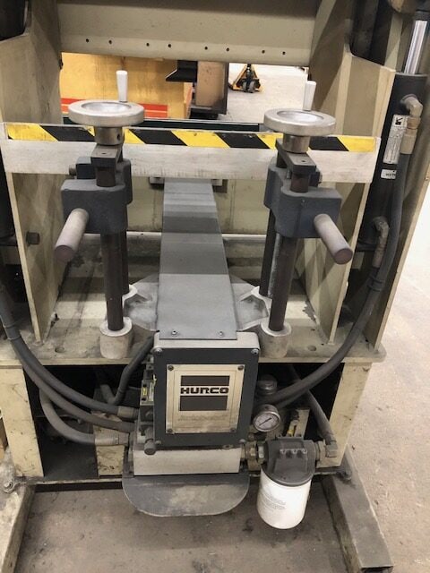 4' x 25 Ton Premier 425 Press Brake