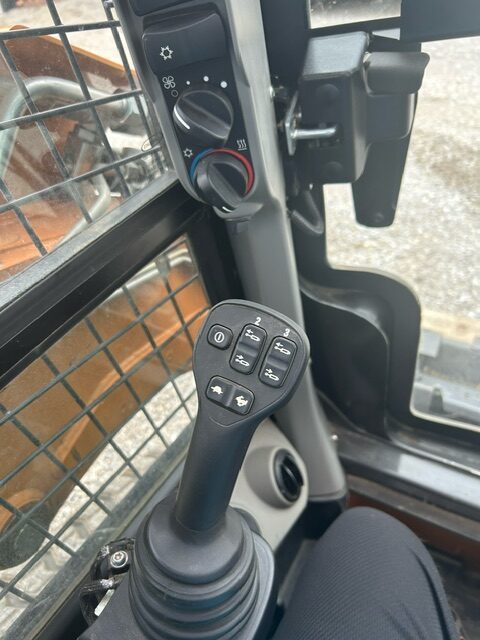 Case TR270B Compact Track Loader