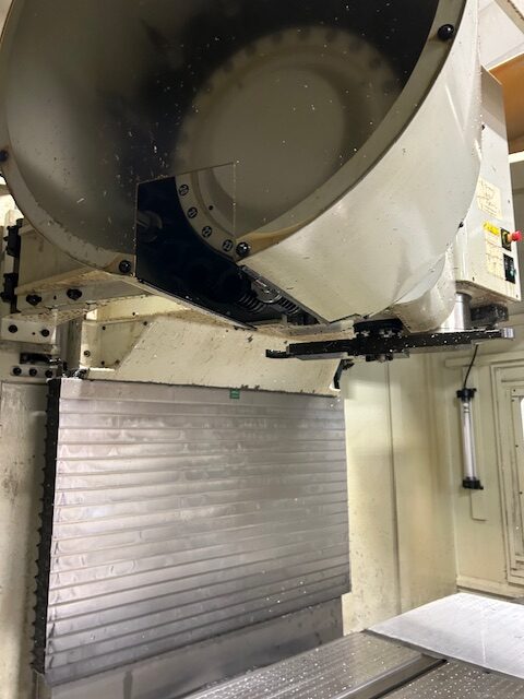 Hurco VMX-64/40T VMC