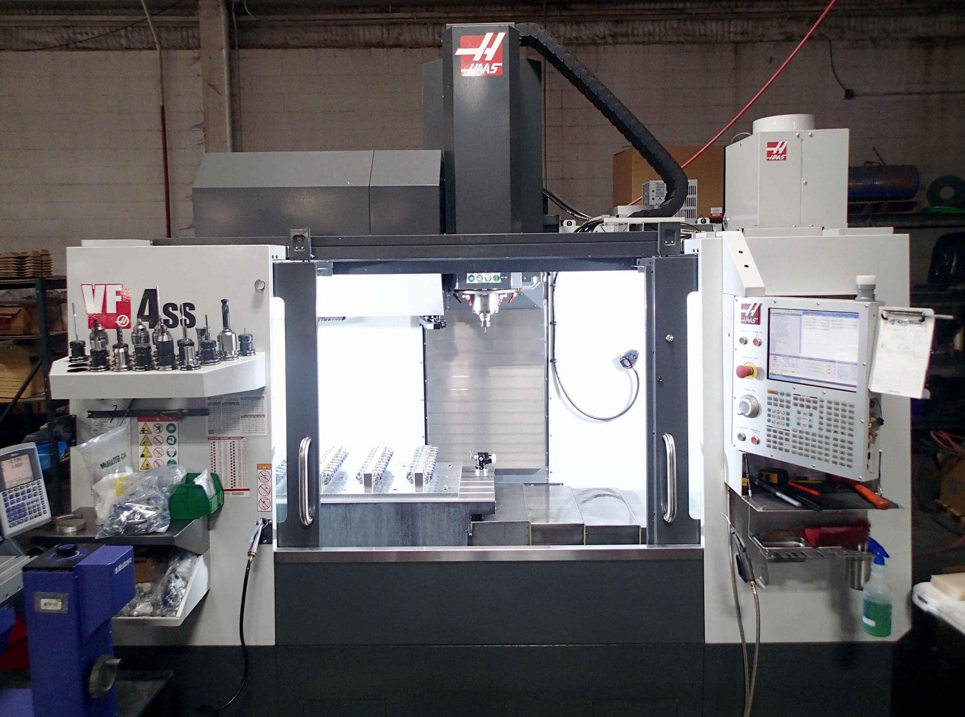 Haas VF-4SS VMC