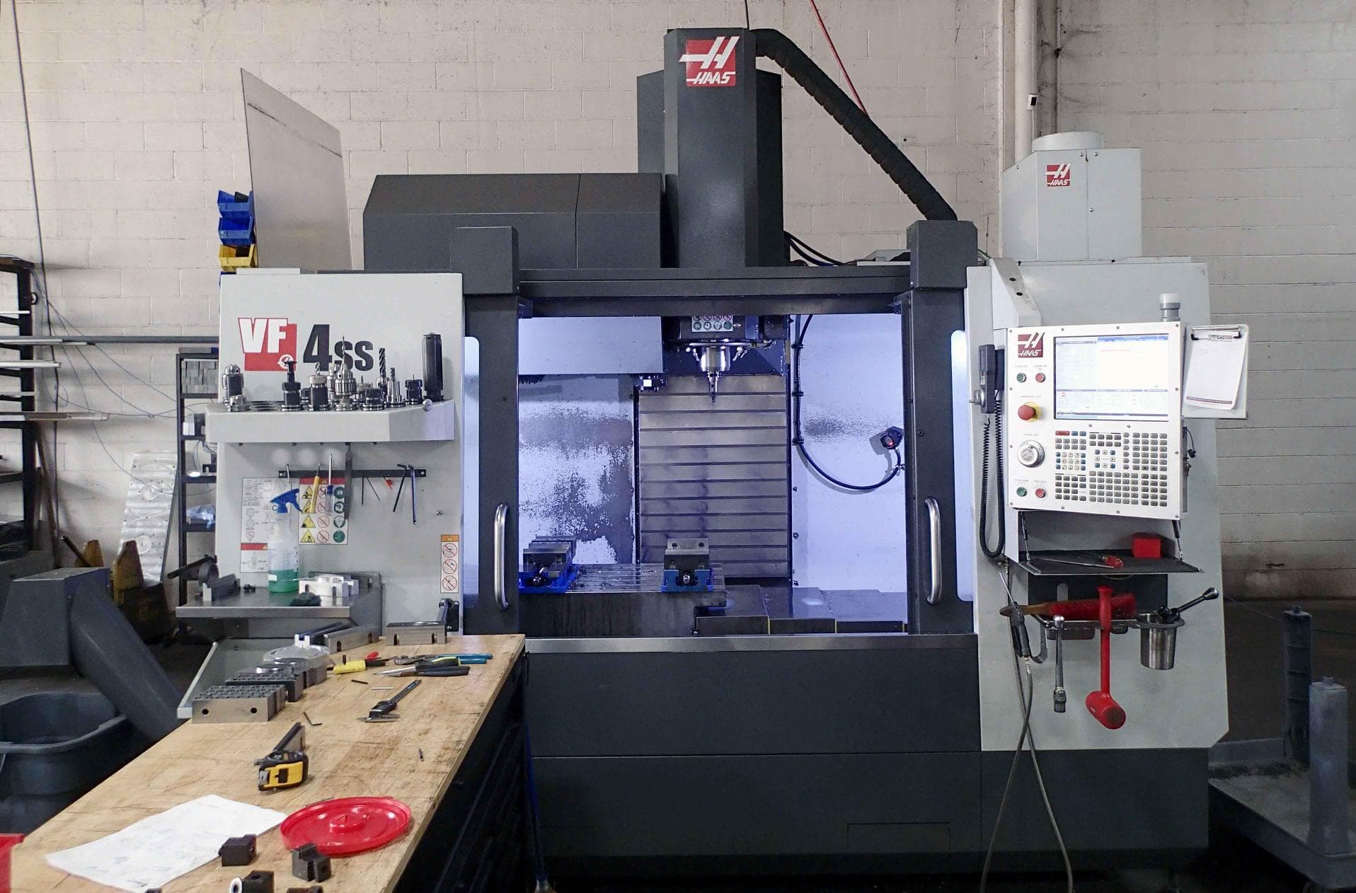 Haas VF-4SS 5-Axis VMC