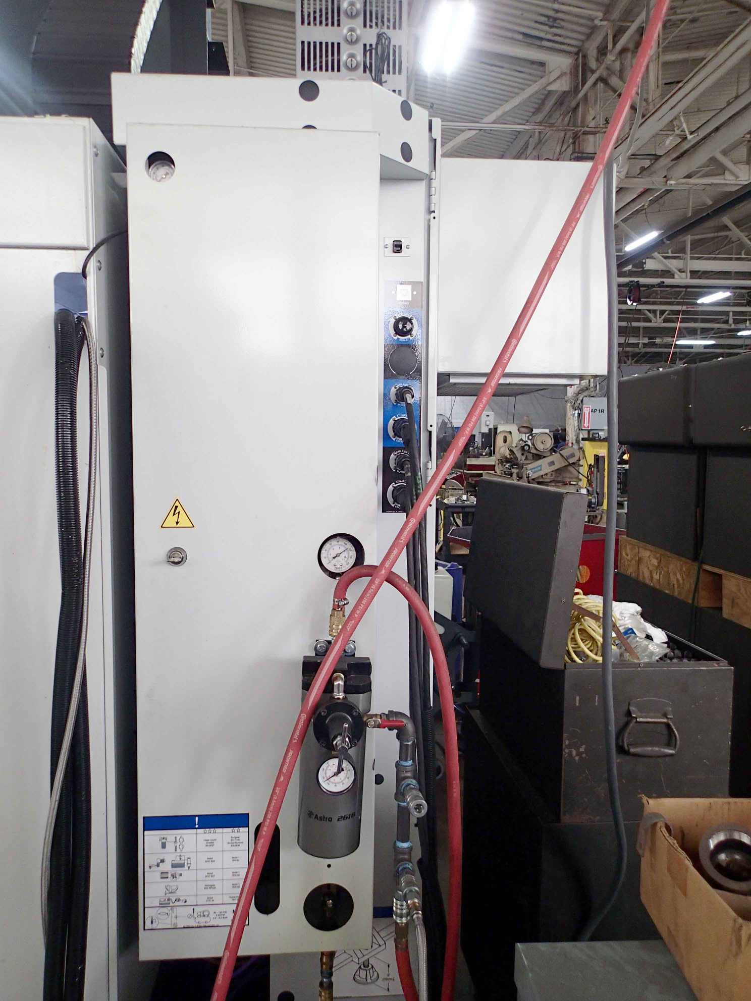 Haas VF-4SS 5-Axis VMC