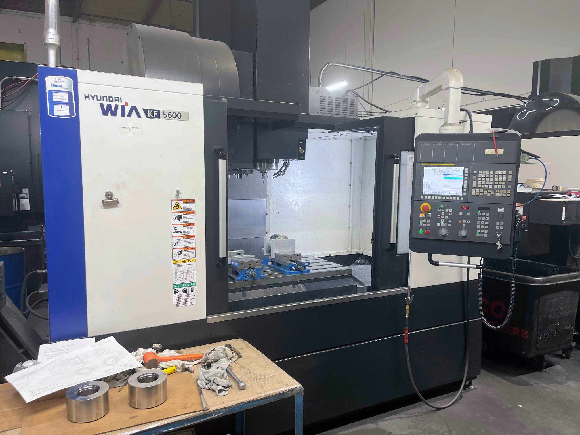 Hyundai Wia KF5600 VMC