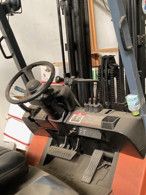 4,900 lbs. Toyota High-Capacity Adjustable Forklift